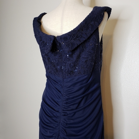 NEW Betsy & Adam Off Shoulder Dress Beaded Gown Ruching Celeb Style Event Prom - Picture 6 of 16